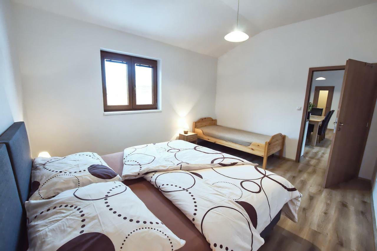 "U Capa" Krasny Apartman V Sedleci Sedlec  Exterior foto